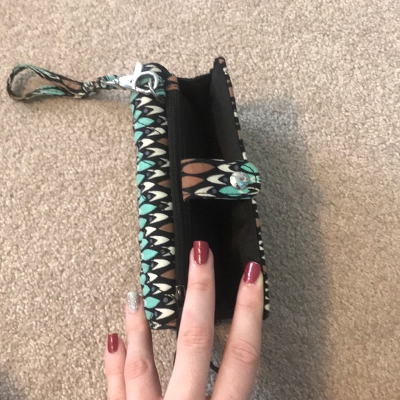Vera Bradley wristlet - Picture 4 of 4
